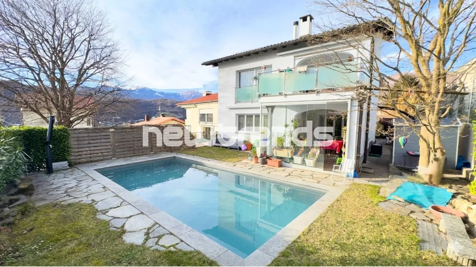 CASA BIFAMILIARE CON 2 APPARTAMENTI INDIPENDENTI DI 10 LOCALI – Foto 11 von 27