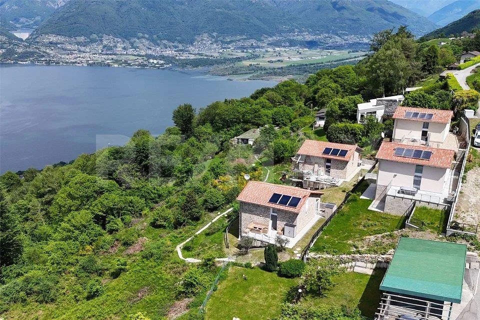 Nuova costruzione nel verde - Vista panoramica da sogno!