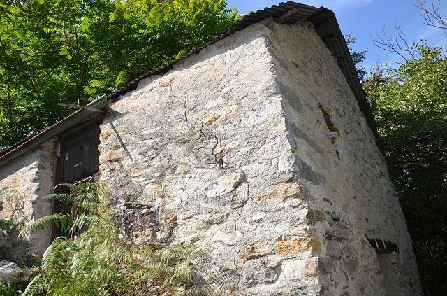 zwei Ställe zum Ausbauen mit Rebberg und viel Land / Cascina di 2 l... – photo 30 sur 30