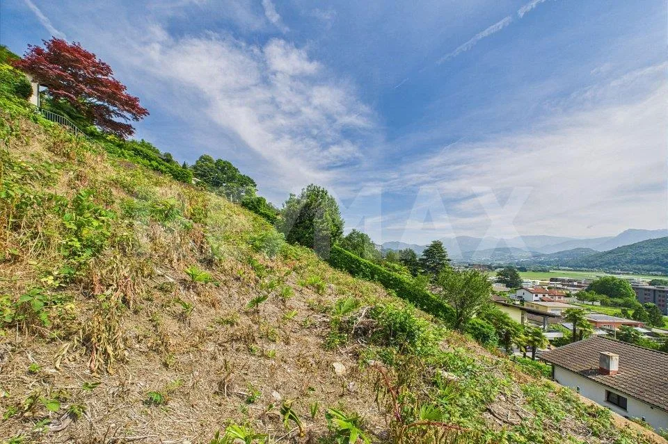 Terreno edificabile  con vista lago ad Agno:  posizione centrale e ...