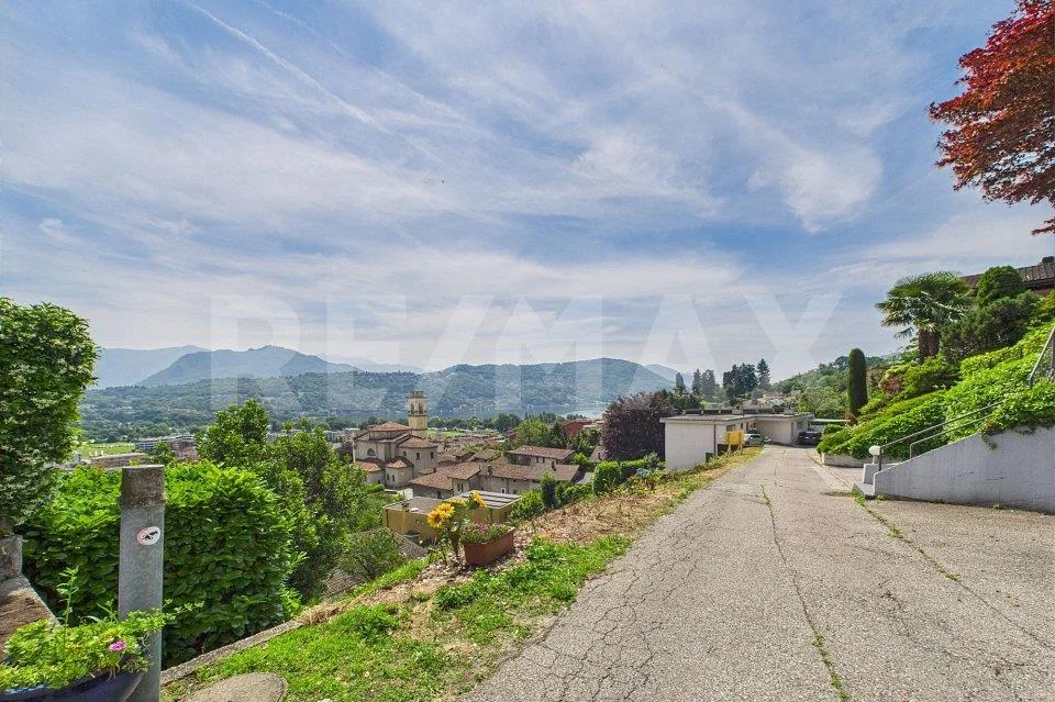 Terreno edificabile  con vista lago ad Agno:  posizione centrale e ...
