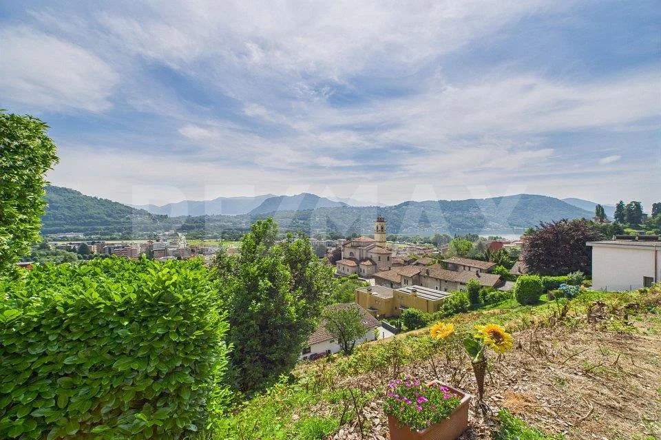 Terreno edificabile  con vista lago ad Agno:  posizione centrale e ...