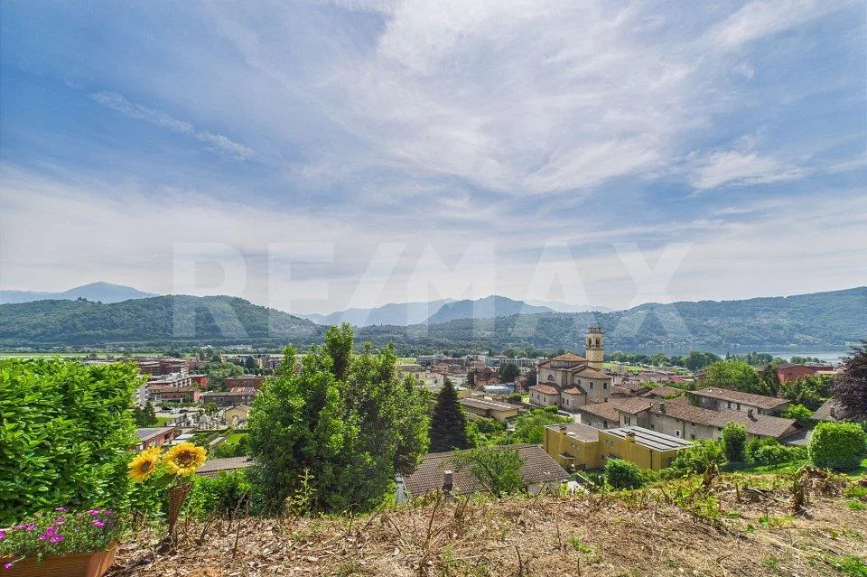 Terreno edificabile  con vista lago ad Agno:  posizione centrale e ...