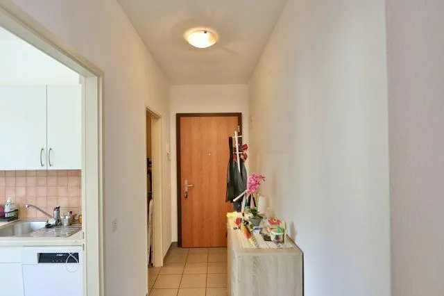 3 1/2-Zimmer-Wohnung im 3. OG an zentraler, ruhiger sonniger Lage m... – photo 9 sur 21