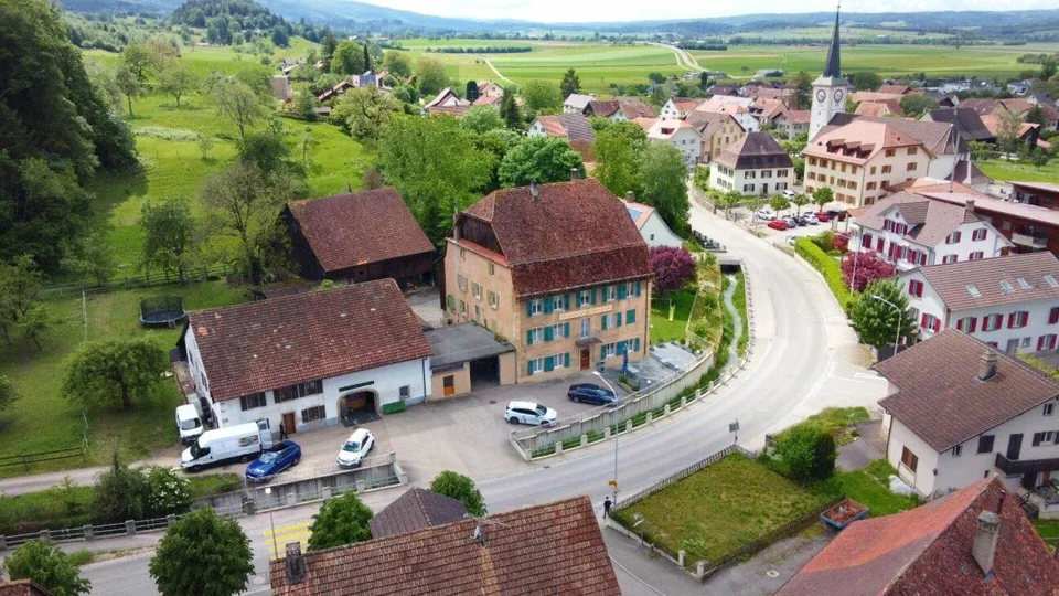 grosszügiges Hotel / Restaurant an zentraler Lage