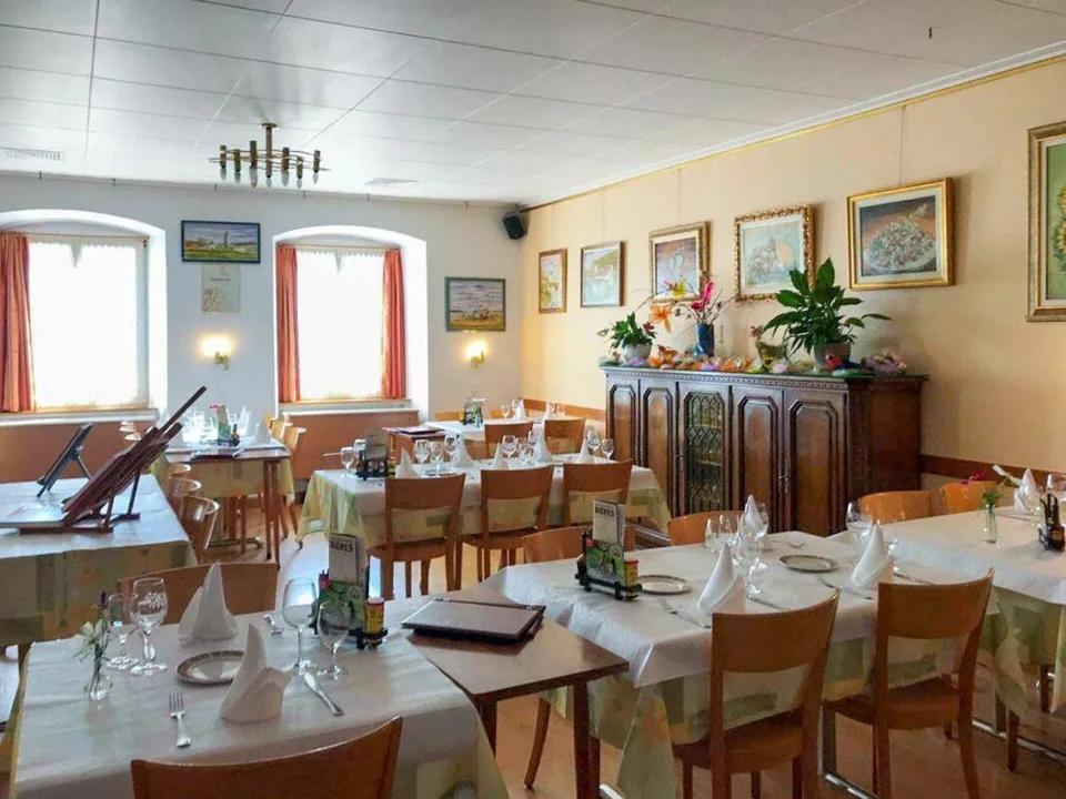 grosszügiges Hotel / Restaurant an zentraler Lage