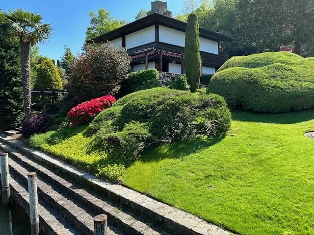 Ferienvilla - Idyllisches Juwel mit Pool direkt am Luganersee