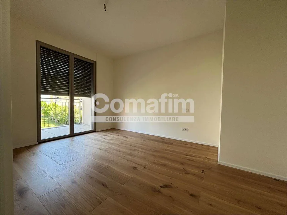 Chiasso : 2.5 locali al 1°P - Moderno con terrazzo – Foto 9 von 13