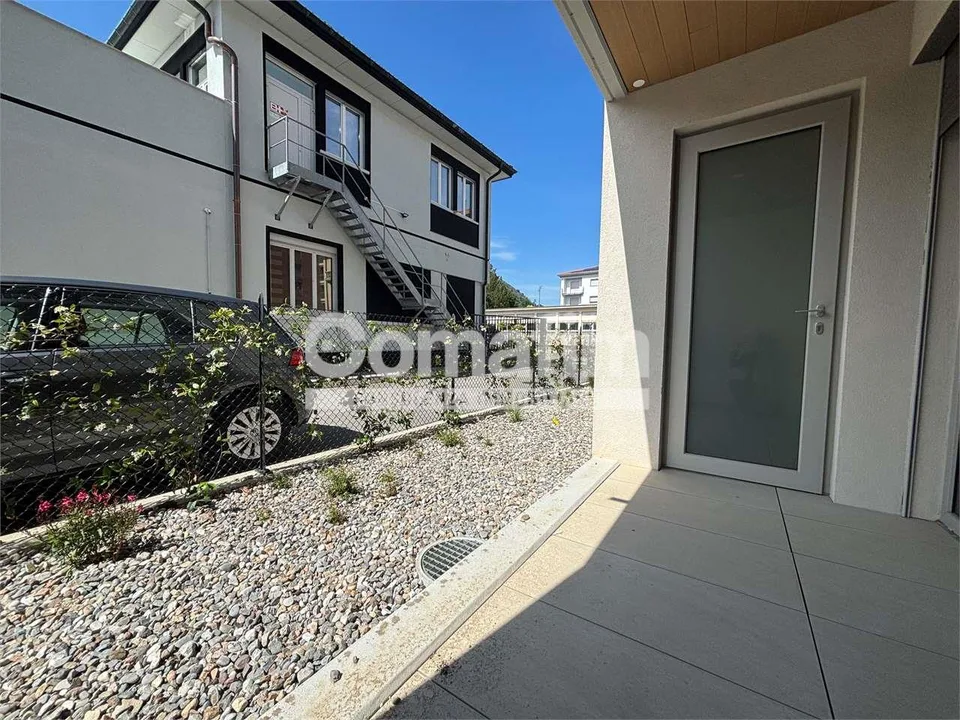 Chiasso : 2.5 locali al PT con terrazzo e giardino