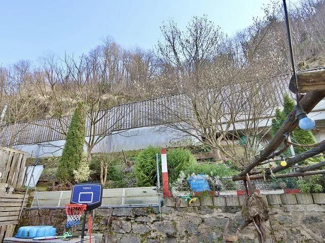 7-Zimmer-Haus mit Pergola und kleinem Garten in Seenähe / casa di 7... – foto 18 di 22