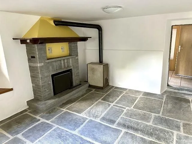2-Familienhaus mit 3- und 4-Zimmer-Wohnungen / casa bifamiliare con...