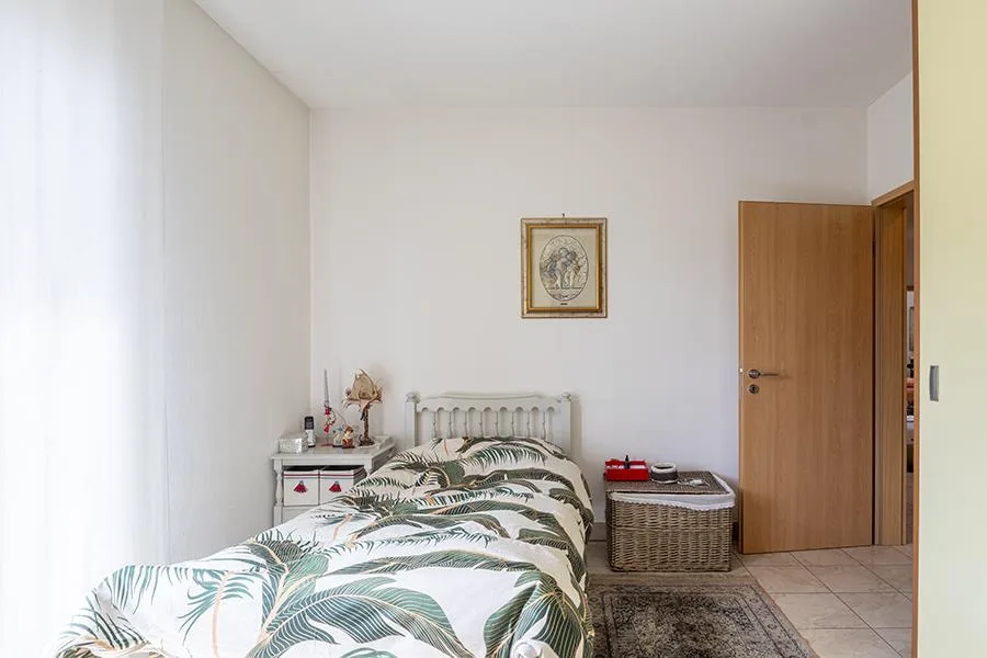 GRANDE CASA UNIFAMLIARE CON GIARDINO A CASTIONE – foto 20 di 24