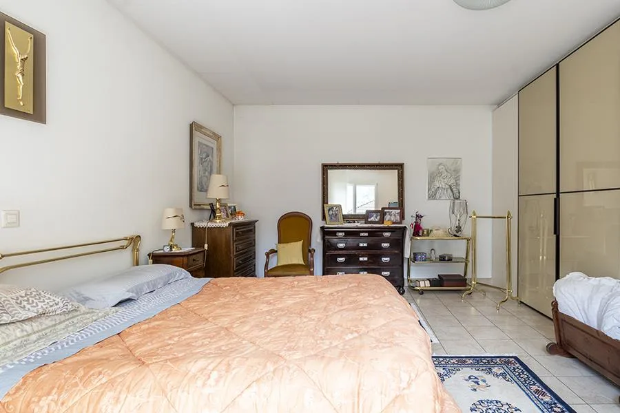 GRANDE CASA UNIFAMLIARE CON GIARDINO A CASTIONE – foto 16 di 24