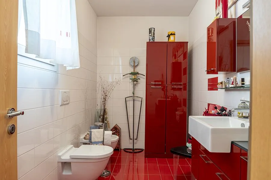 GRANDE CASA UNIFAMLIARE CON GIARDINO A CASTIONE – foto 9 di 24