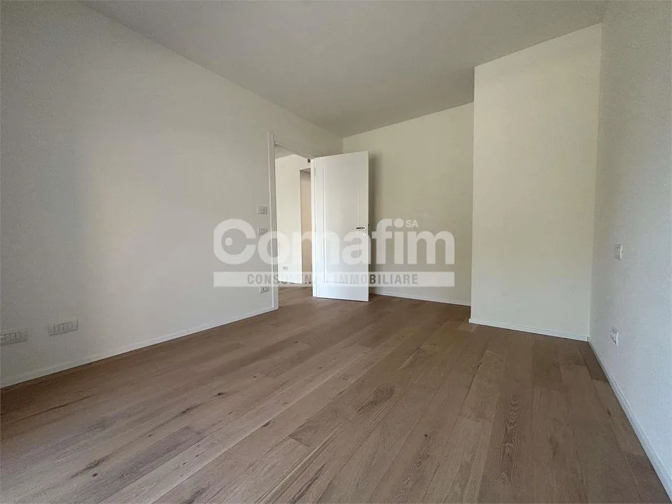 Chiasso : 2.5 locali al PT - Moderno con terrazzo – Foto 7 von 13