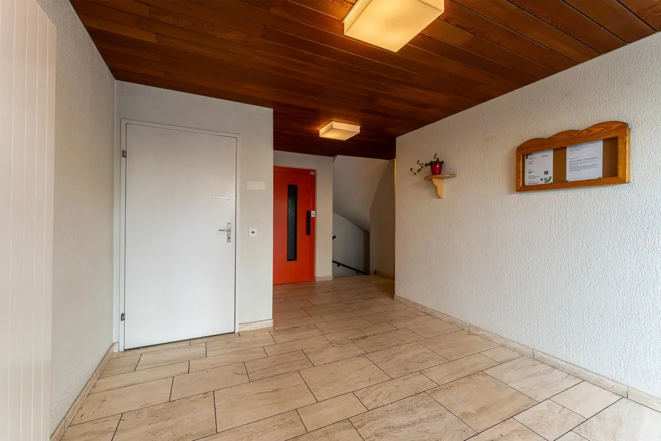 Praxis oder Wohnung an bester Lage (STWEG)