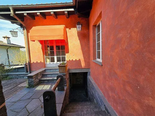 2-Familien Villa mit Schwimmbad an sehr ruhiger, sonniger Aussichts... – Foto 22 von 30