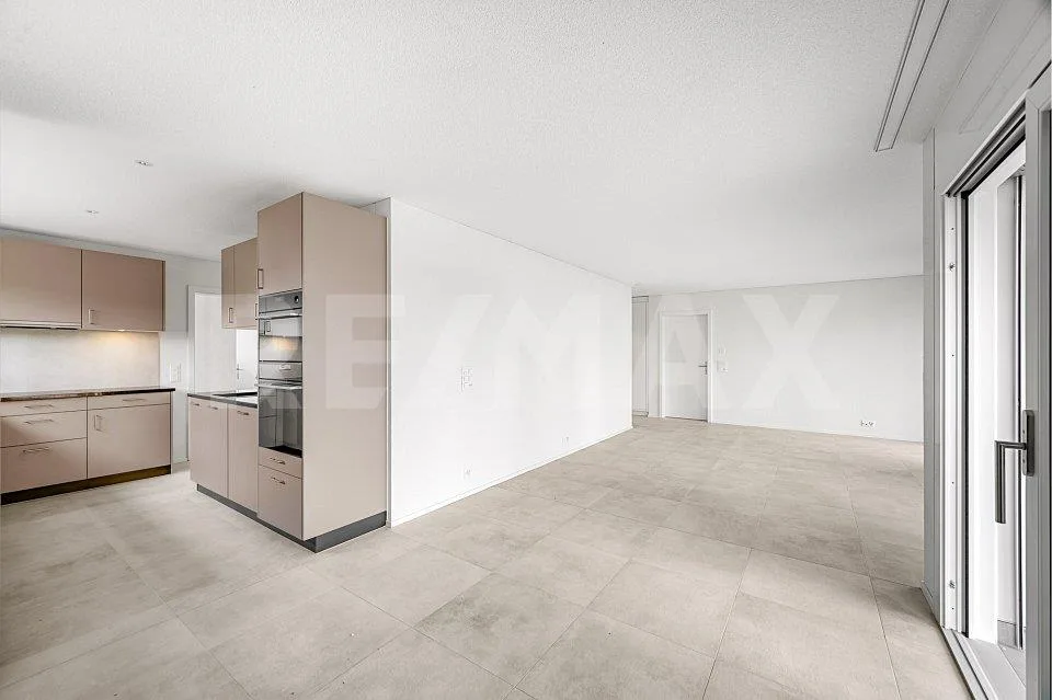Unique et lumineux 5,5 pièces – premier propriétaire, terrasse spac... – Foto 12 von 13