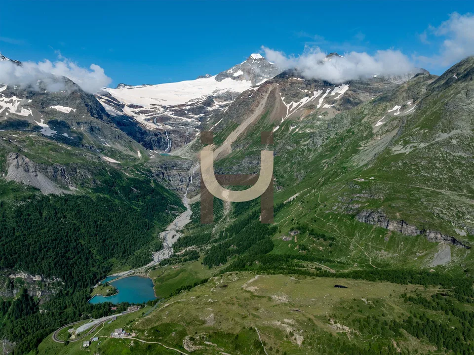 Storico rifugio immerso nella natura