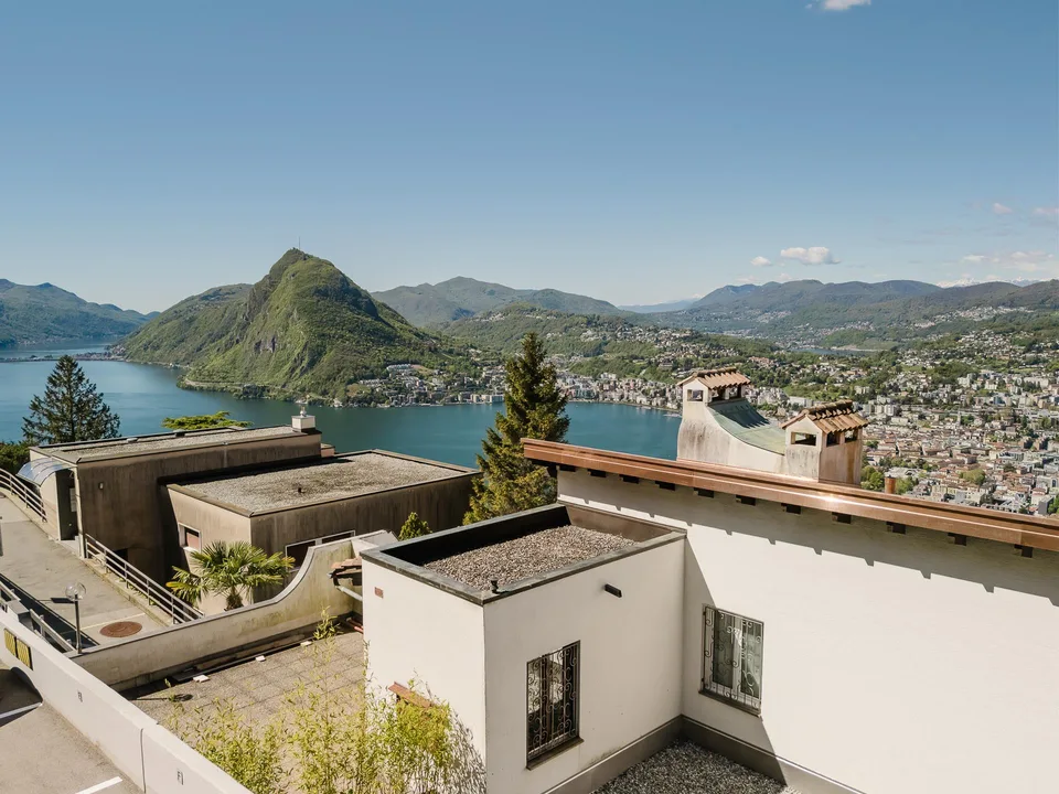 Meraviglioso appartamento sopra il lago di Lugano – Foto 24 von 26