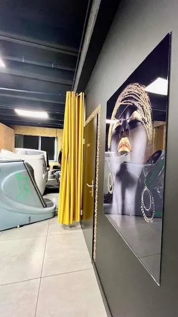 Centro Estetico di Prestigio con Tecnologie Avanza – Foto 12 von 13