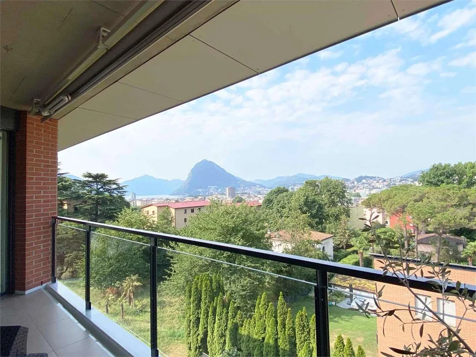 Attico di pregio in zona residenziale