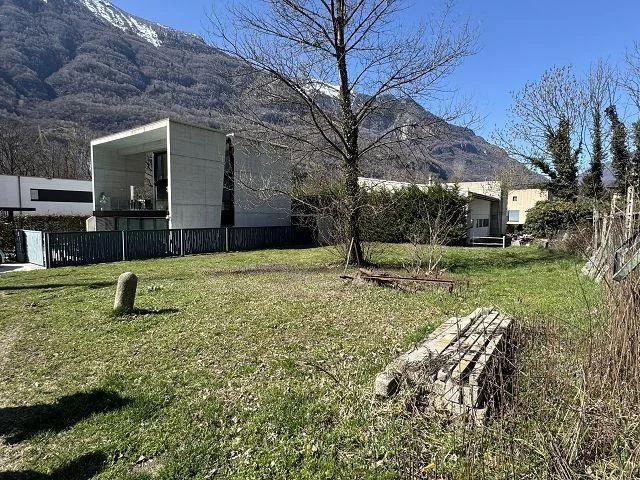 ebenes Baulandgrundstück von 460 m2 an sehr ruhiger, sonniger Lage ...