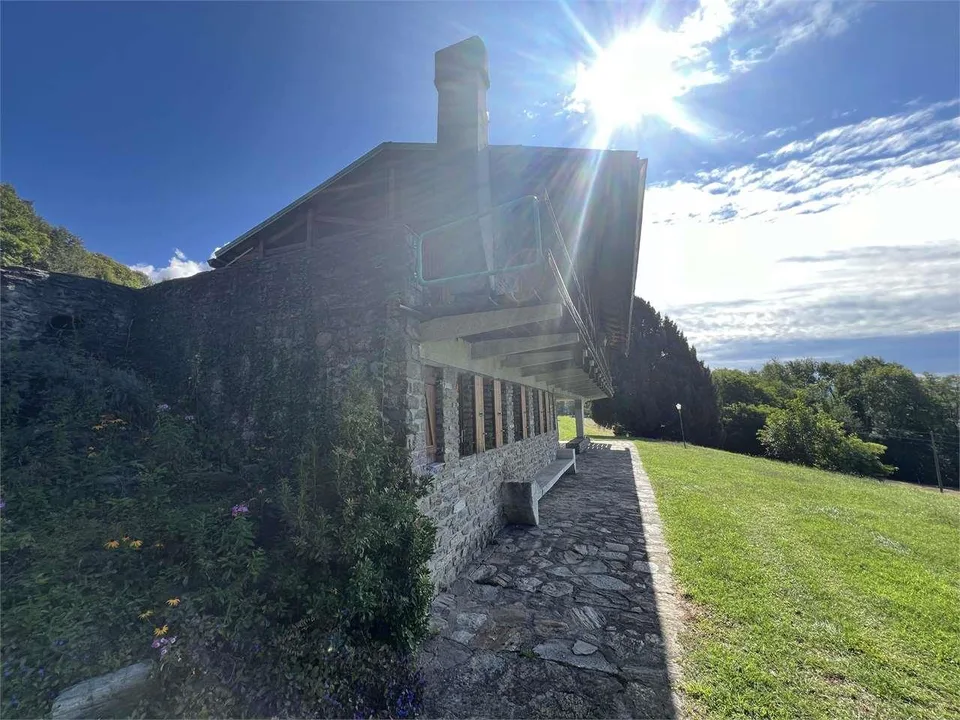 Villa von historischem und kulturellem Wert – foto 11 di 13