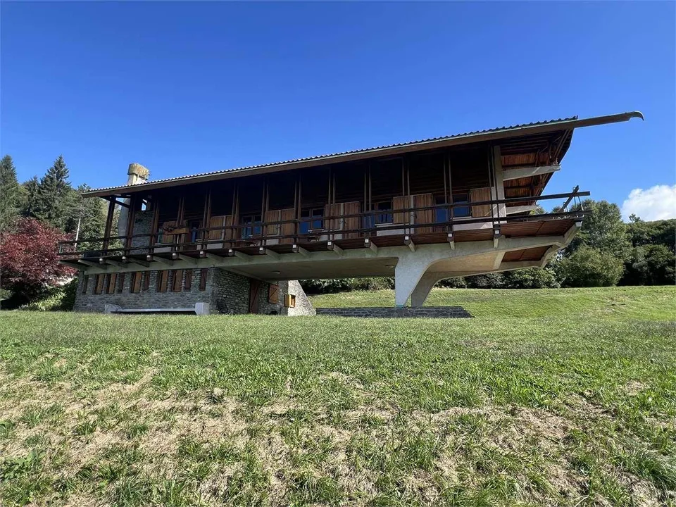 Villa d'autore di valore storico e culturale