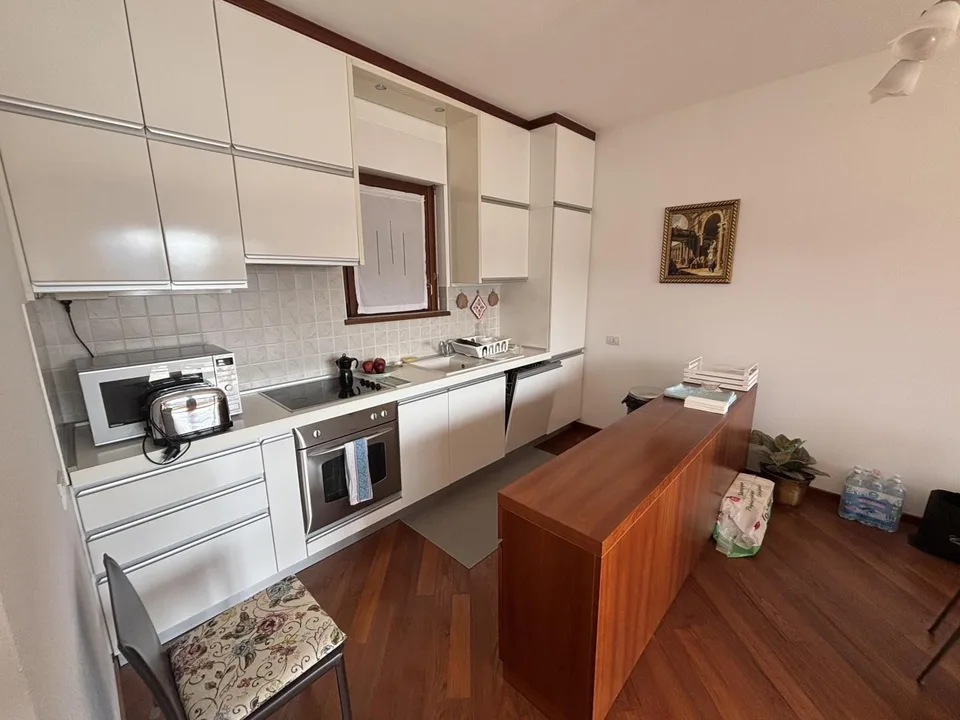Elegante 3.5-Zimmer-Wohnung mit Garage und herrlichem Blick auf den... – Foto 8 von 19