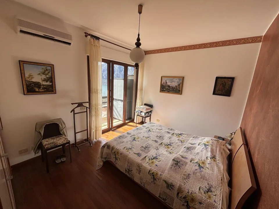Elegante 3.5-Zimmer-Wohnung mit Garage und herrlichem Blick auf den...