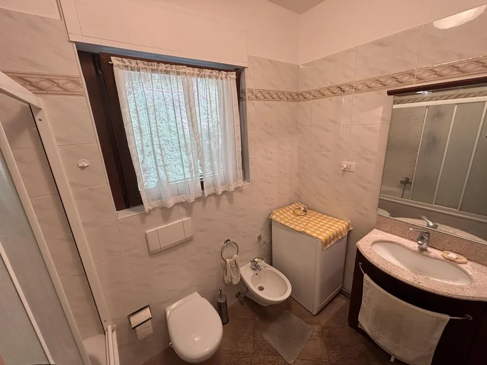 Elegante 3.5-Zimmer-Wohnung mit Garage und herrlichem Blick auf den... – Foto 10 von 19