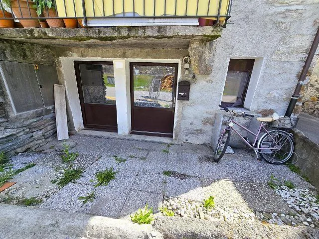 Rustico mit 2 Wohnungen (2- und 3 Zimmer mit Terrassen und schöner ... – Foto 22 von 30