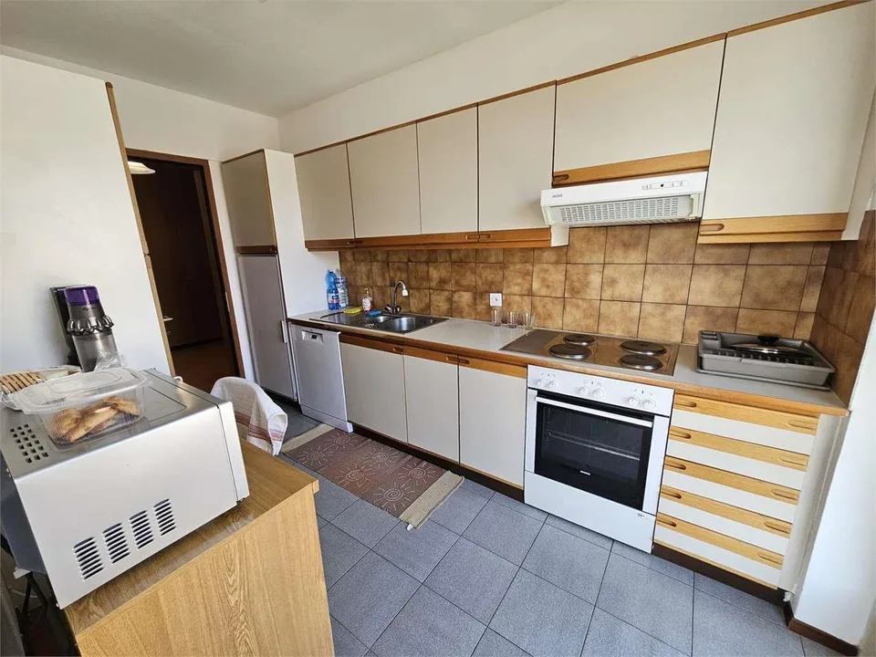 Mendrisio, interessante 3.5 locali con balconi