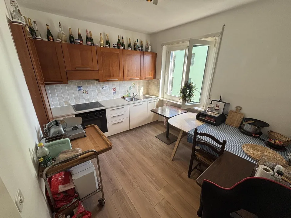 3,5-Zimmer-Wohnung im 3. Stock in sonniger Lage / Appartamento di 3...