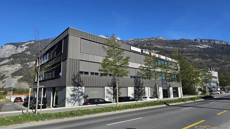 Moderner 177 m2 Büro- / Gewerberaum im OG1 + 12m2 Disponibelraum im UG