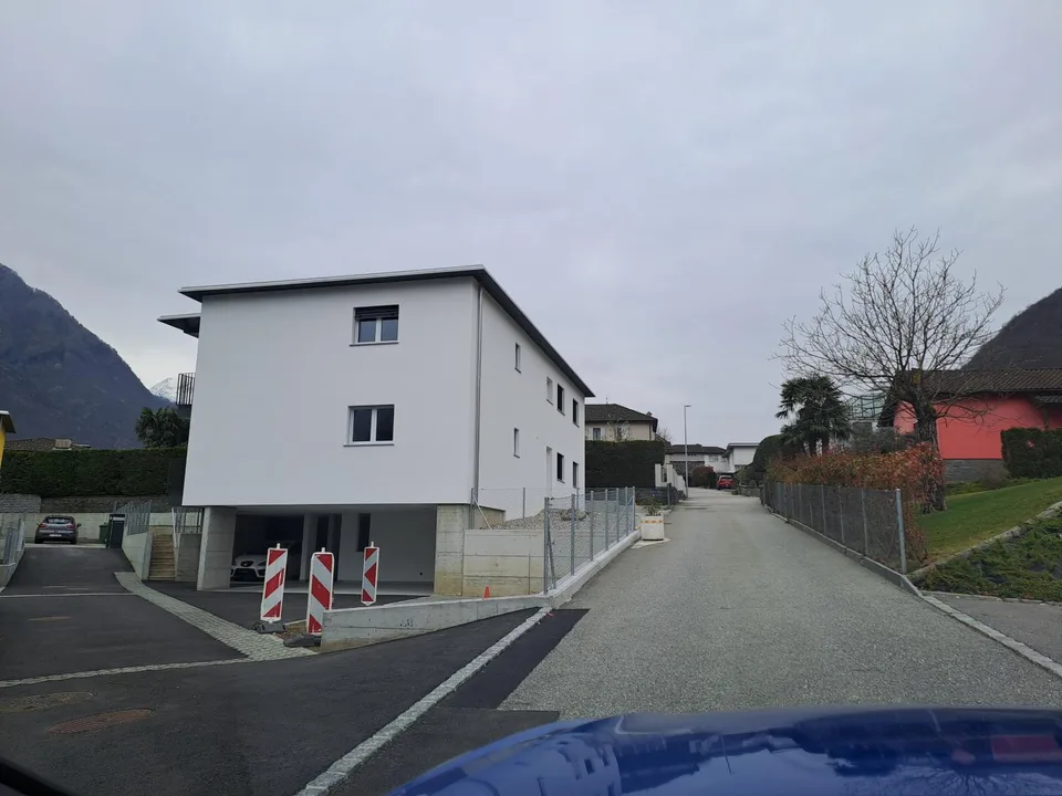 Nuovo luminoso appartamento di 4 1/2 locali   in zona comoda e stra...