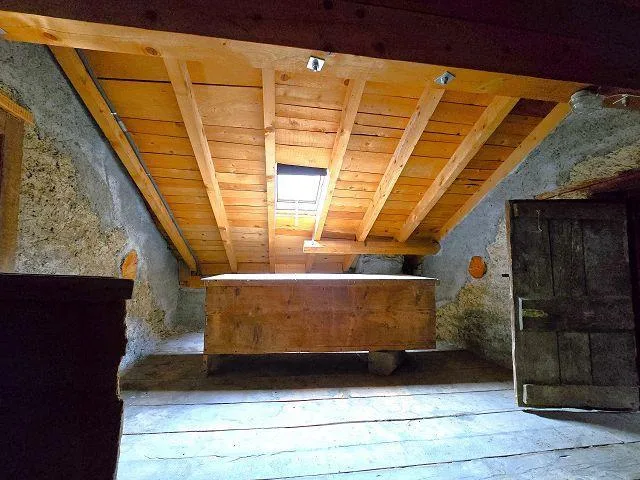 Casa unifamiliare di 6 loc. nel nucleo con rustico molto soleggiata... – Foto 15 von 30