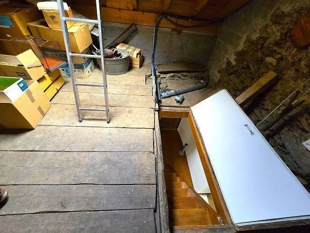 Casa unifamiliare di 6 loc. nel nucleo con rustico molto soleggiata... – Foto 16 von 30