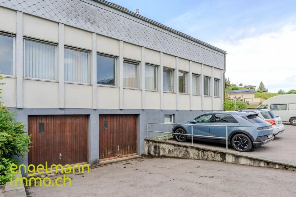 Objet de placement: locaux commerciaux, garage et atelier / Rendite...
