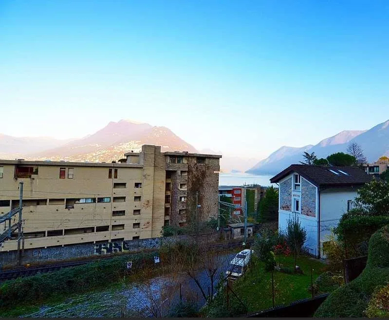 Appartamento vista lago a Paradiso