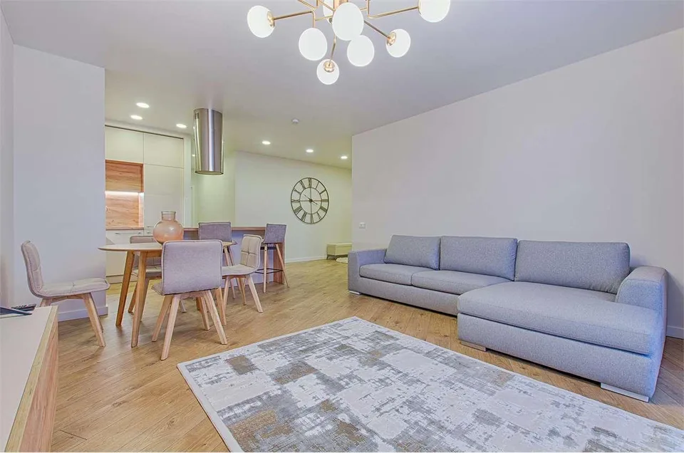 Splendido Appartamento con Vista Lago a Melide