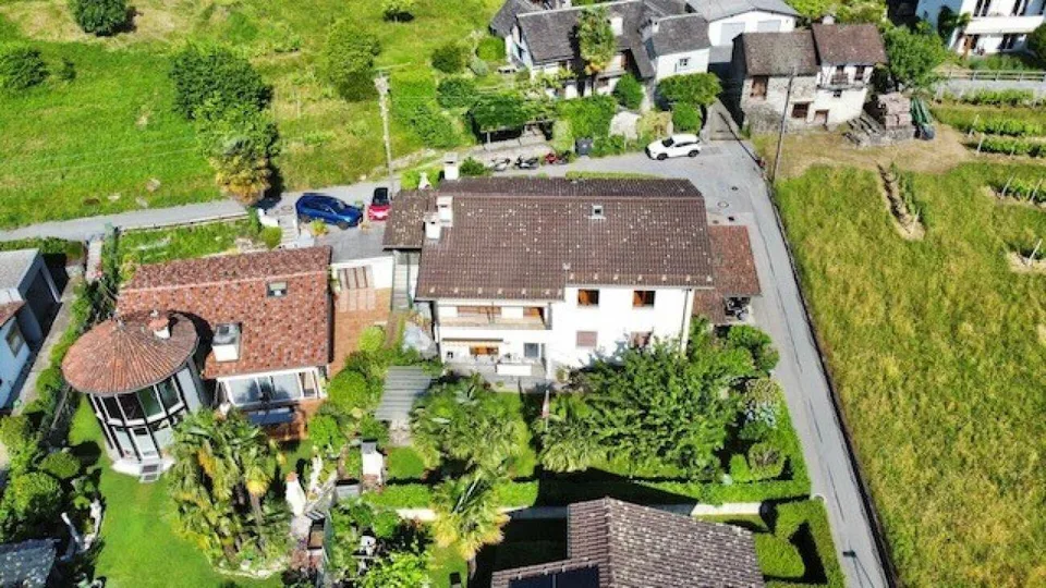 CONTRA - GROSSE 5,5-ZIMMER-EINZELWOHNUNG ZU VERKAUFEN