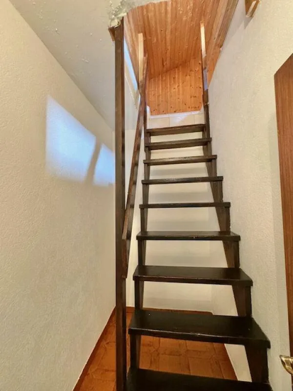 CONTRA - GROSSE 5,5-ZIMMER-EINZELWOHNUNG ZU VERKAUFEN – photo 9 sur 28