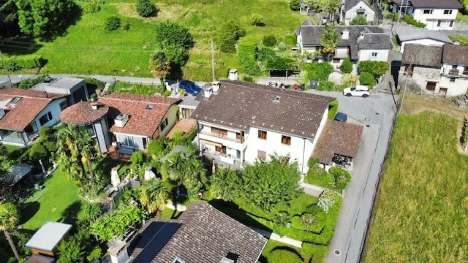 CONTRA - GROSSE 5,5-ZIMMER-EINZELWOHNUNG ZU VERKAUFEN