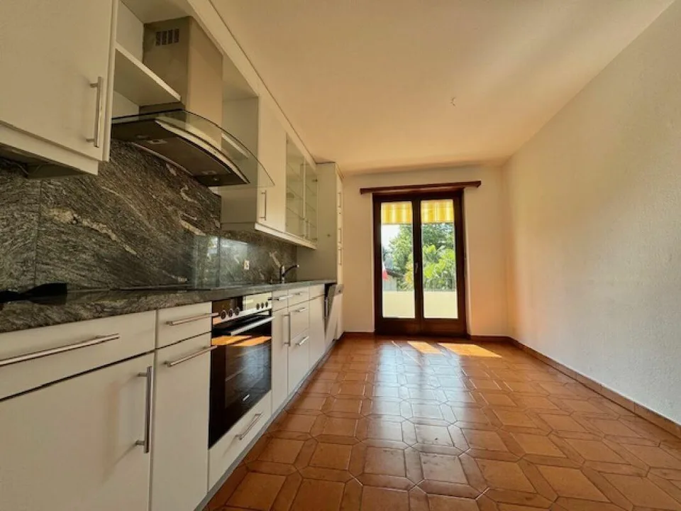 CONTRA - GROSSE 5,5-ZIMMER-EINZELWOHNUNG ZU VERKAUFEN – photo 8 sur 28