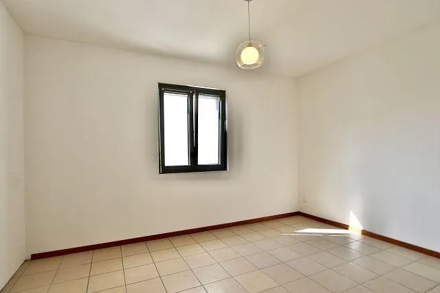 9.5 Zimmer Einfamilienhaus in Gordola – Foto 21 von 29