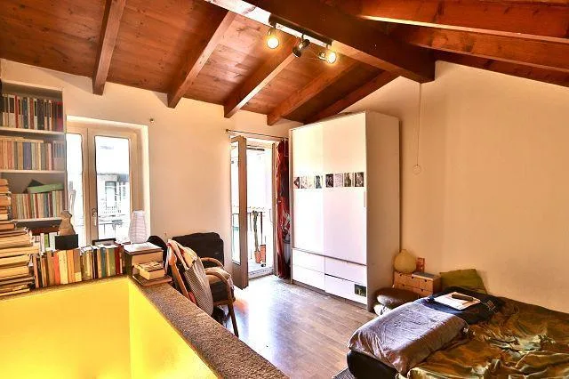 2 1/2-Zimmer-Duplex-Haus / casa duplex di 2 1/2 locali