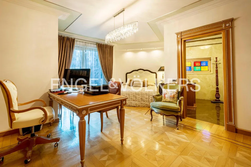 Luxury and lake view in the heart of Lugano