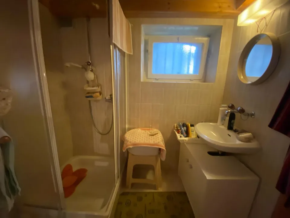 3 1/2-Zimmer-Dorfhaus an ruhiger, zentraler Lage mit Aussicht / cas... – foto 11 di 25